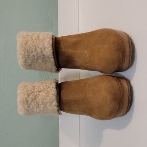 Crown Vintage Ankle Boots